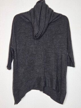 Braeve (Evereve) Cowl Neck Asymmetrical Hem Knit Sweater Gray Size Small